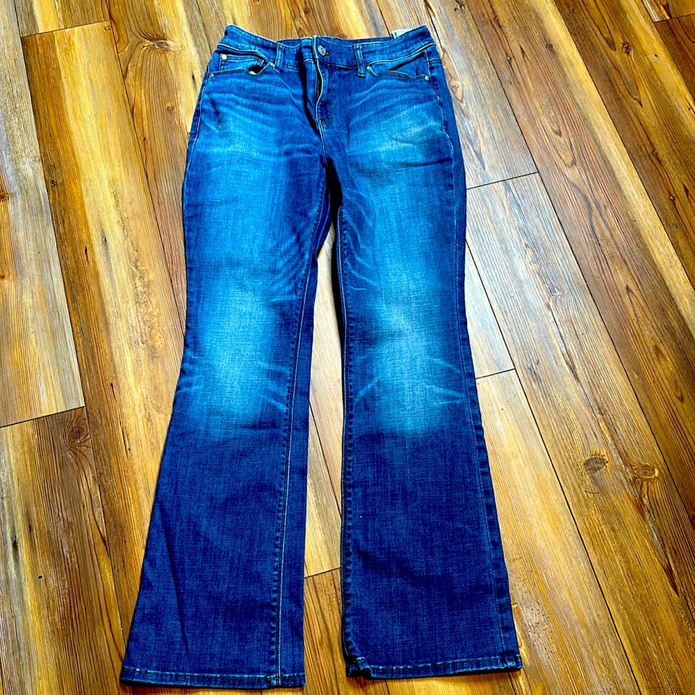 Chicos distressed boot leg jean